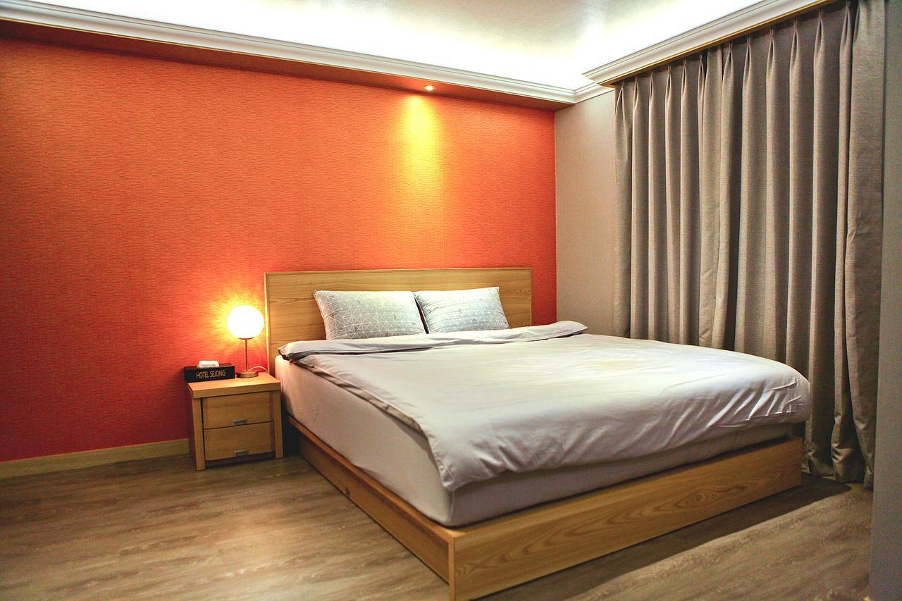 Jeju Sejong Hotel Exterior foto
