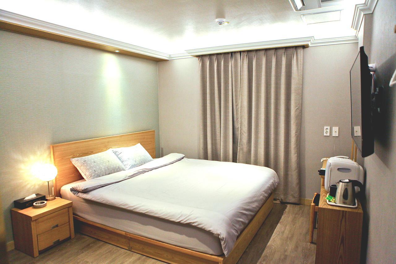 Jeju Sejong Hotel Exterior foto